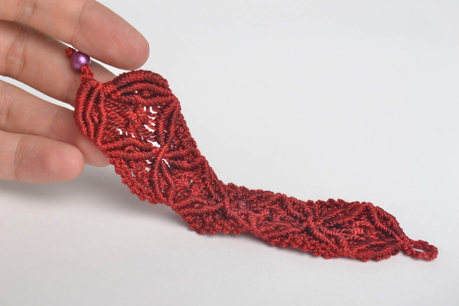 Bracelet textile Bijou fait main large rouge macramé fils Accessoire femme photo 5