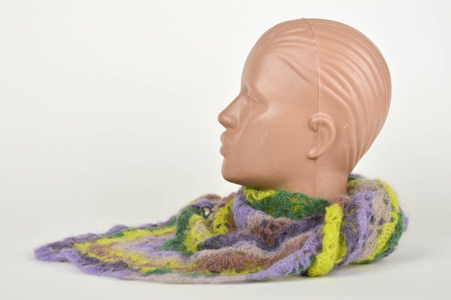 Châle laine fait main Accessoire tricot au crochet design original Cadeau femme photo 3