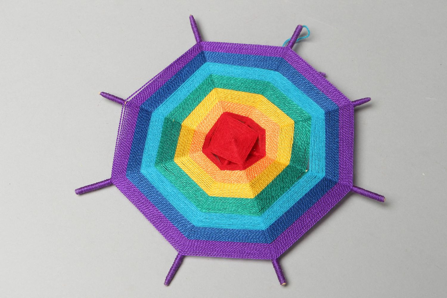 Mandala à accrocher multicolore fait main  photo 1