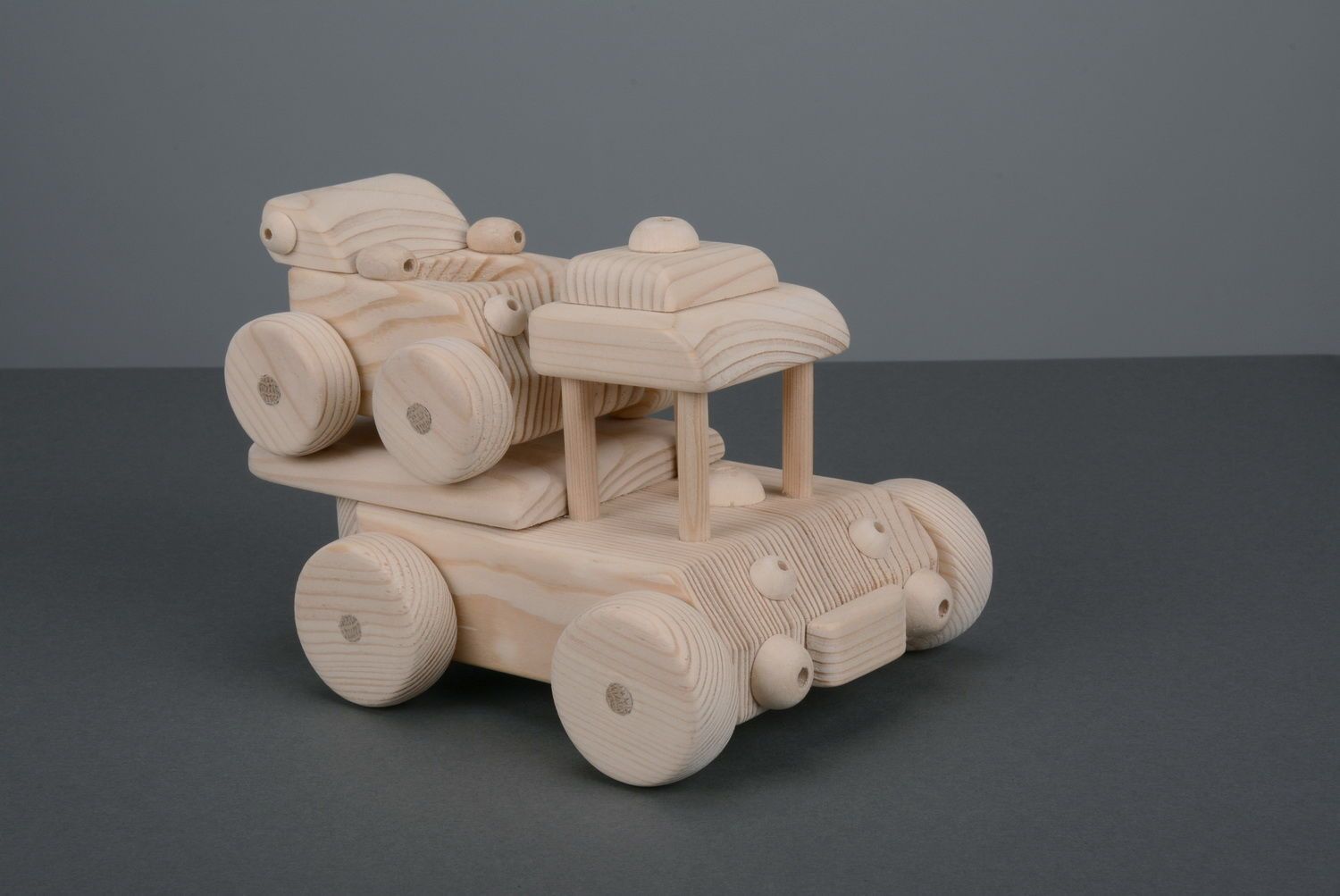 Macchine giocattoli fatti a mano giocattoli di legno giocattoli da bambino foto 1