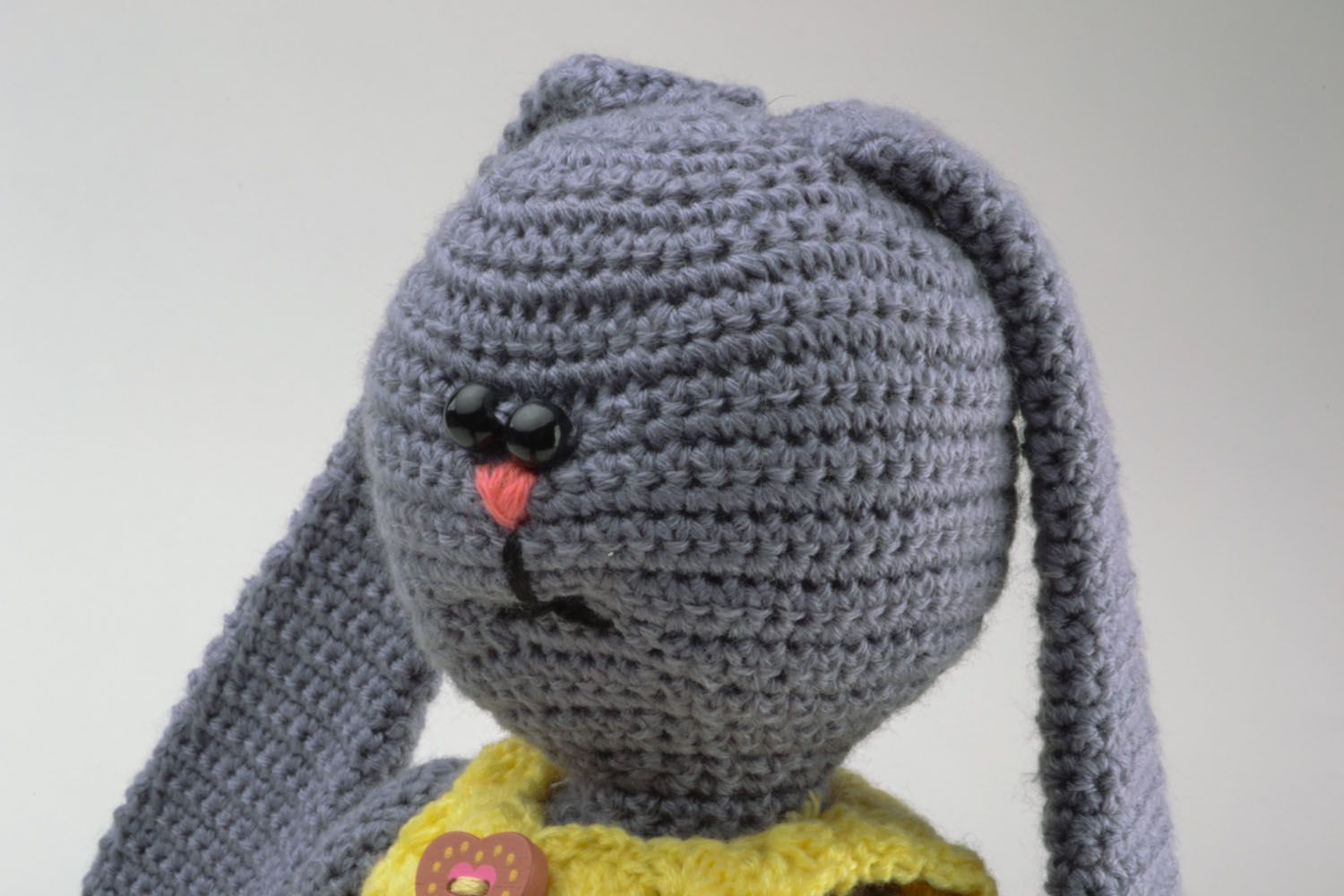 Brinquedo tricotado com gancho Coelho foto 2