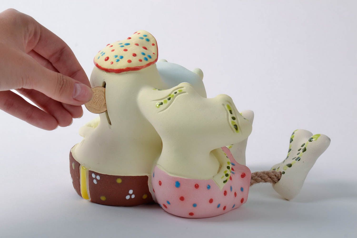 Hucha cerámica “Hipopótamo y rana” foto 4
