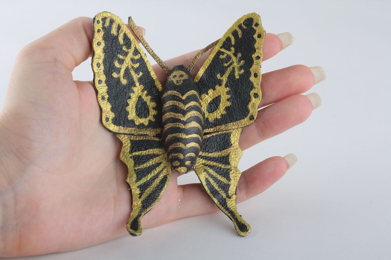 Brosche Schmetterling aus Leder foto 5