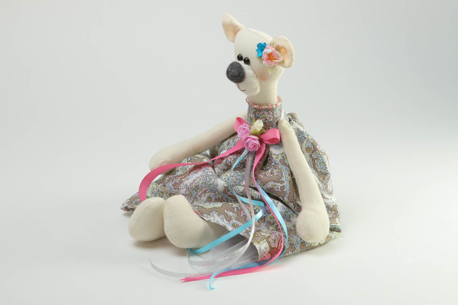 Juguete artesanal de algodón muñeca de peluche regalo original Osita decorativa foto 2