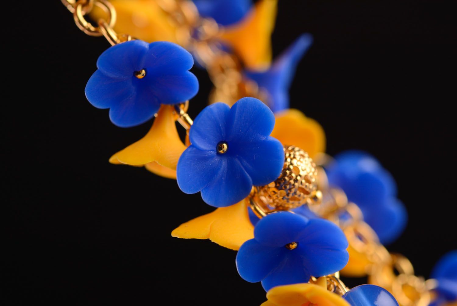 Bracelet fleurs en pâte polymère Jaune et bleu photo 5