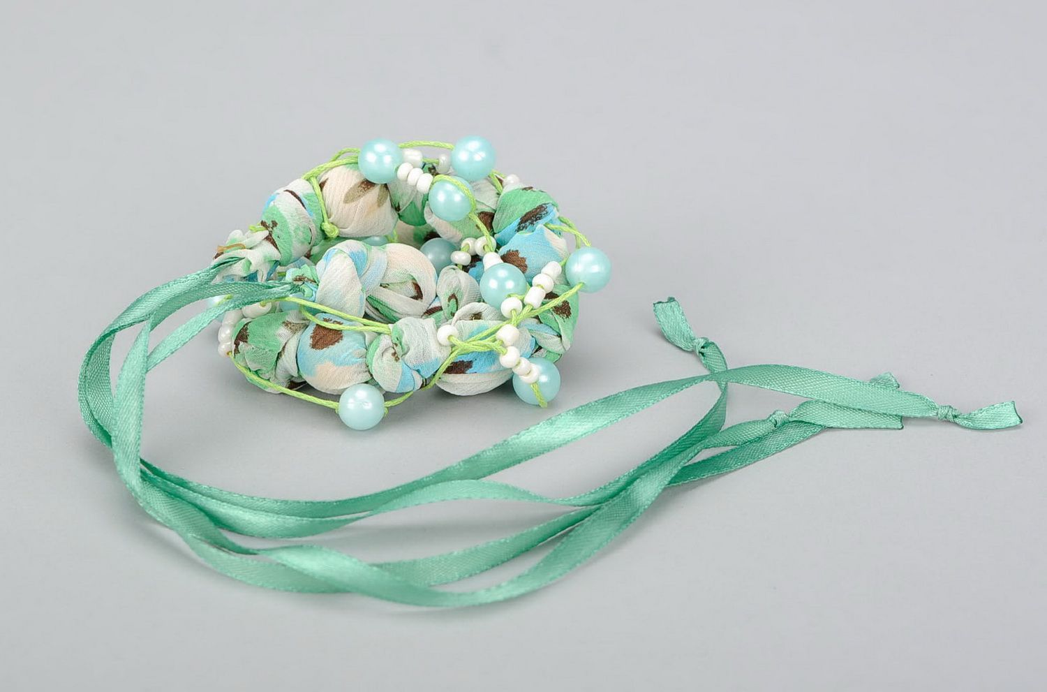 Beads made of wood and silk Turquoise mood photo 2