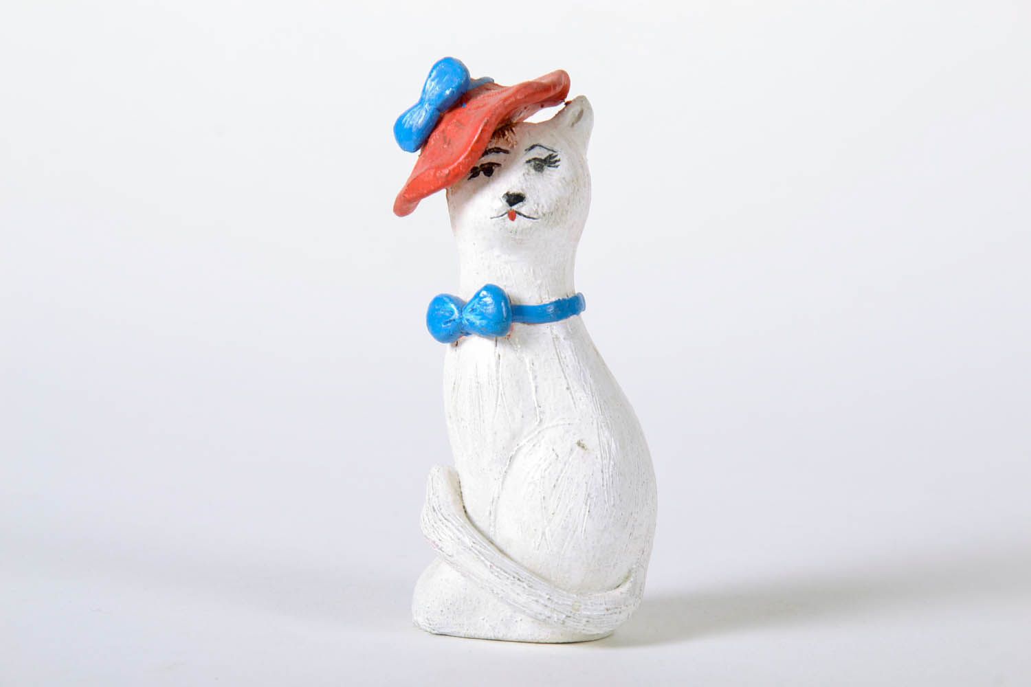 Ceramic figurine photo 2