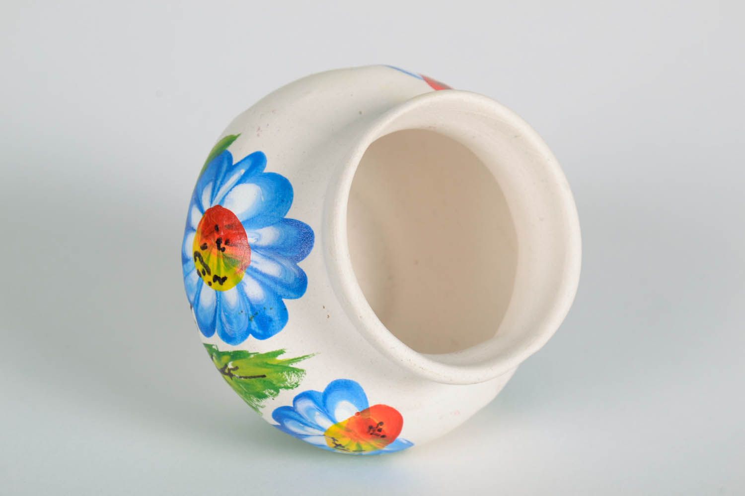 2 inches little ceramic pitcher vase for shelf décor with blue floral design 0,17 photo 3