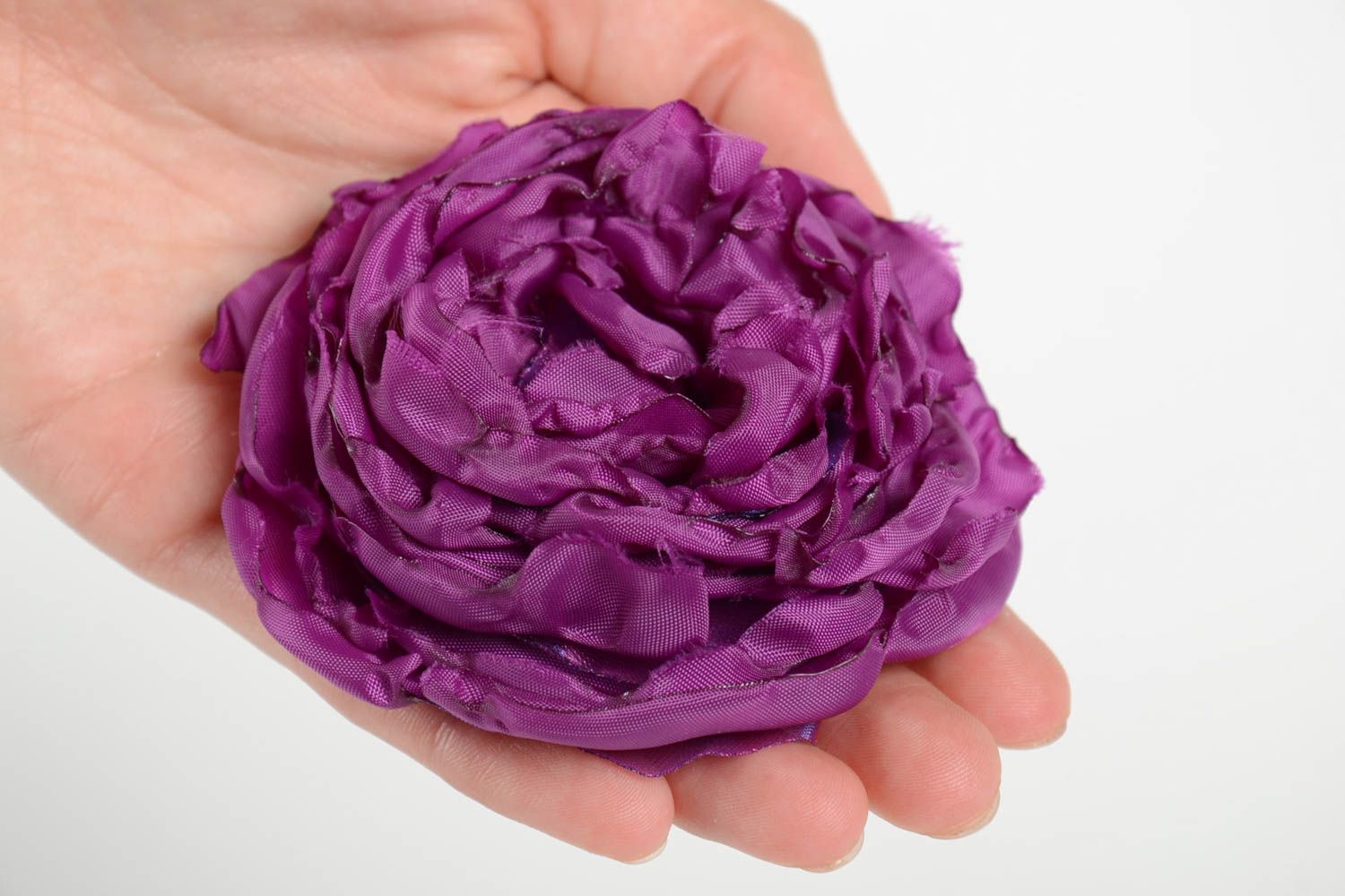 Broche fleur Bijou fantaisie fait main Accessoire femme violet en tissu photo 5