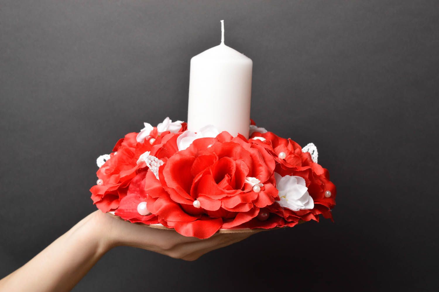 Свеча ручной работы свеча на свадьбу с цветами свеча свадебная Красные розы фото 2