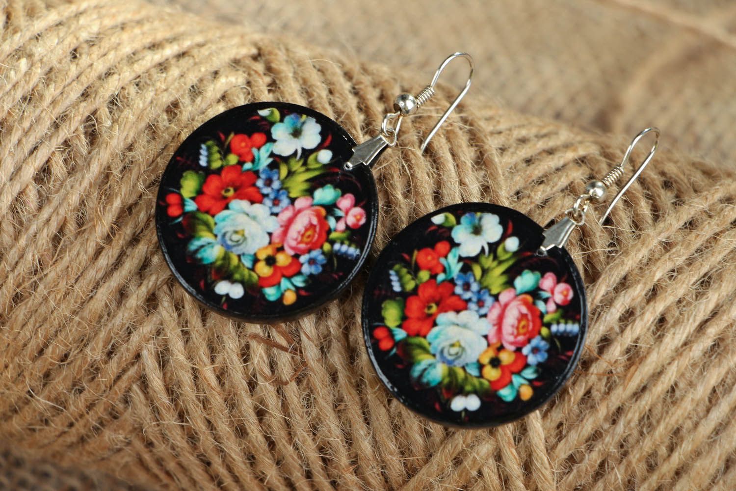 Round ethnic earrings made of polymer clay photo 4