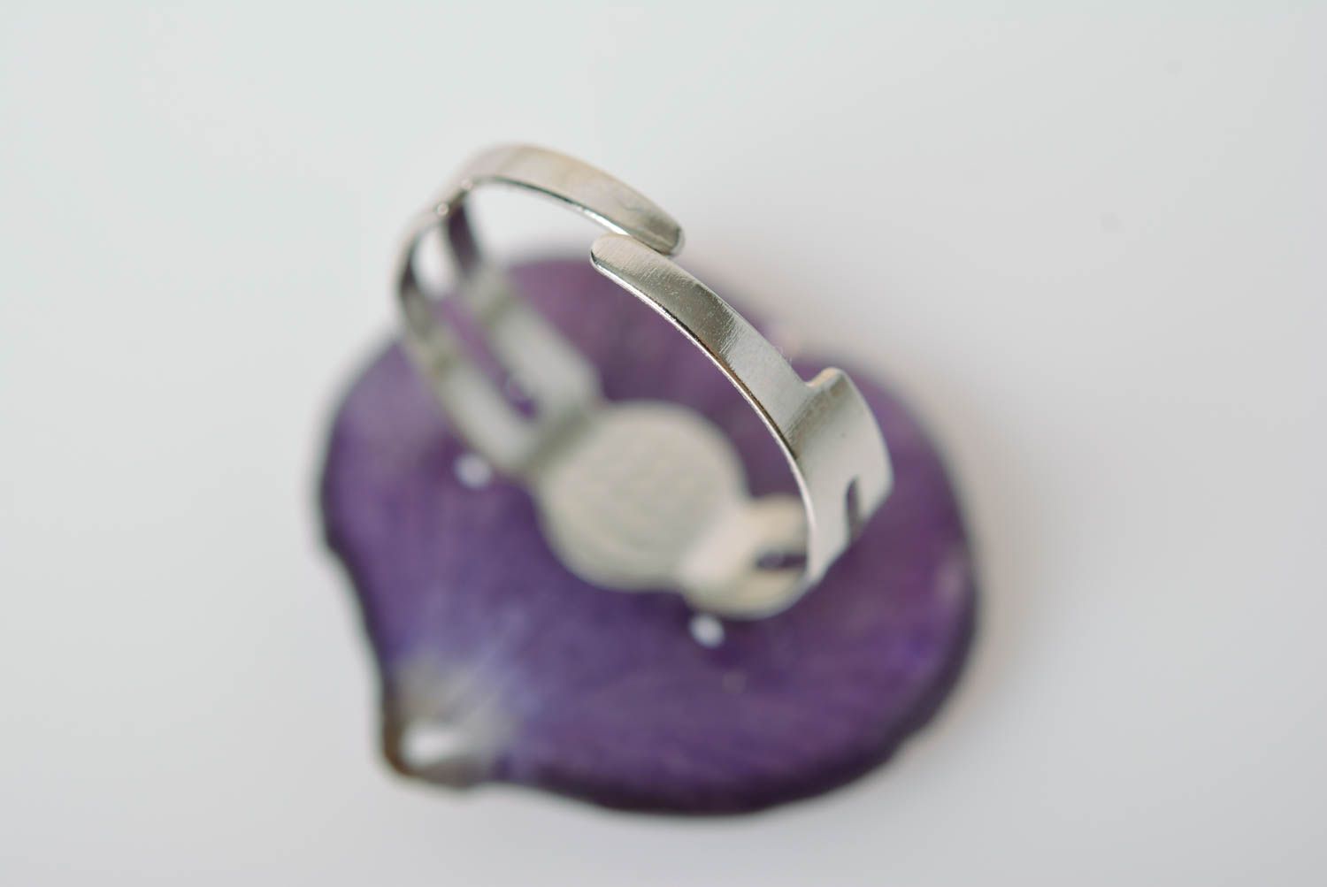 Unusual elegant violet ring with dried flower petal coated with epoxy photo 3