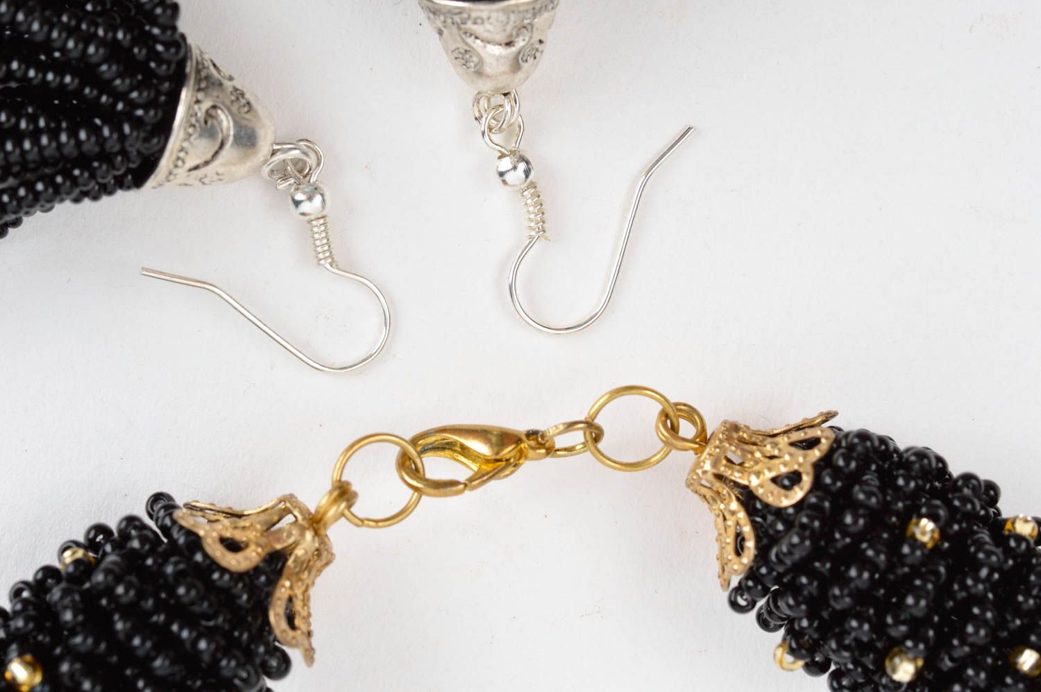 Handmade jewelry set beaded earrings beaded necklace fashion accessories photo 4
