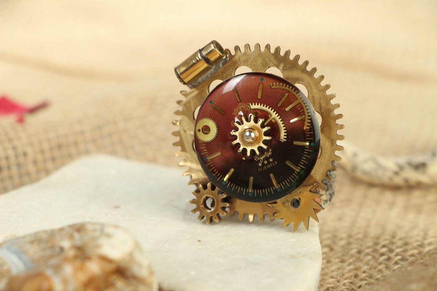Steampunk pendant with clock mechanism photo 5