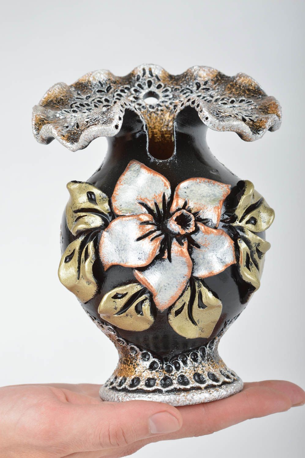 Florero original de cerámica hermoso hecho a mano con flor modelada 400 ml  foto 3