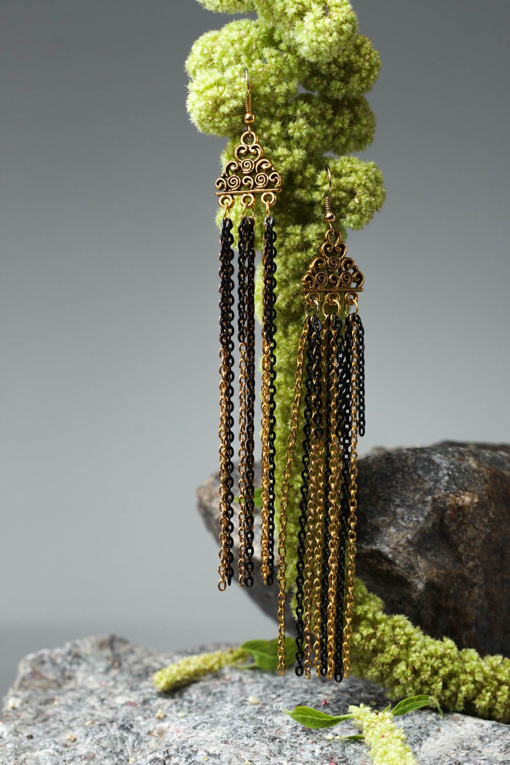 Orecchini pendenti in metallo fatti a mano accessori da donna regalo originale foto 1