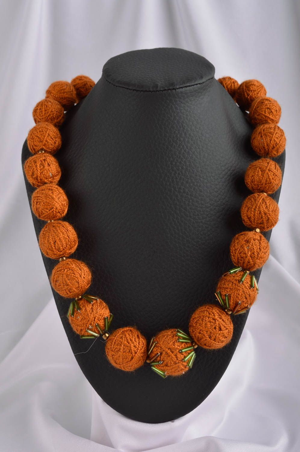 Collar artesanal de abalorios bisutería fina regalo original para mujer foto 1