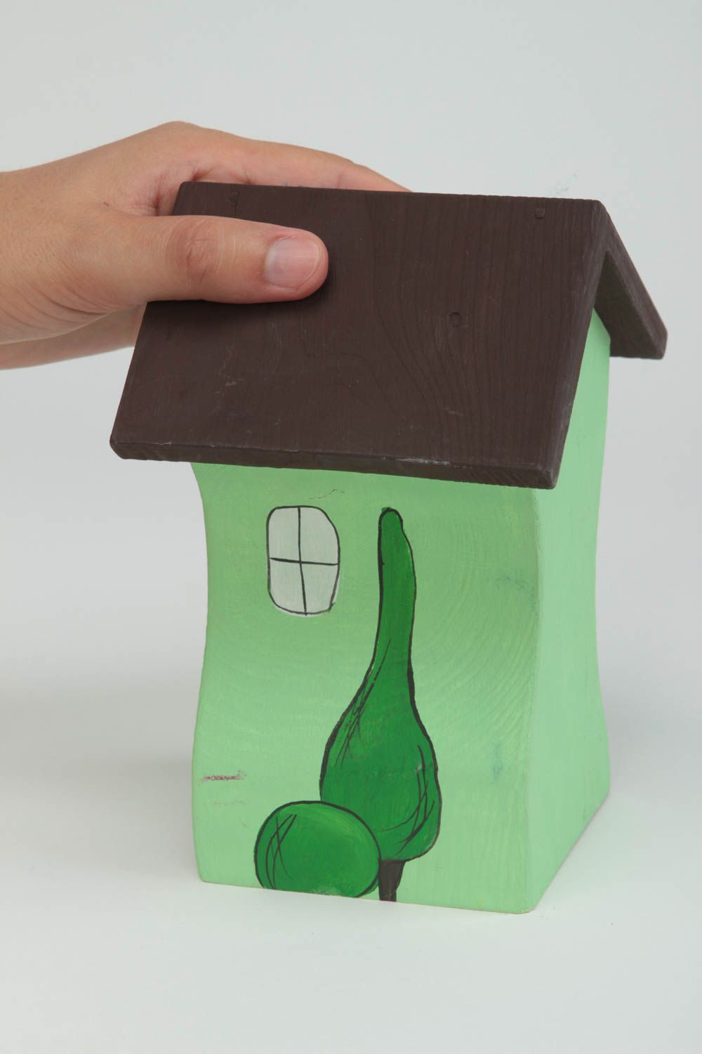 Фигурка из дерева домик зеленый с коричневой крышей небольшой ручной работы фото 5