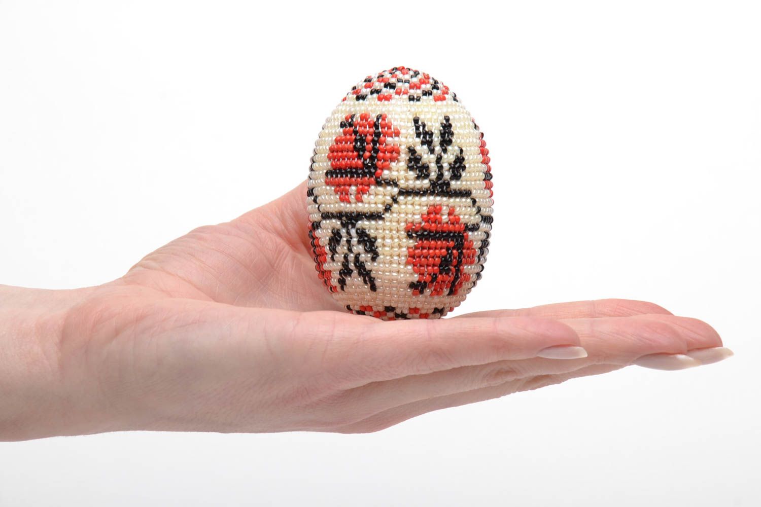 Wooden egg woven over with beads photo 2