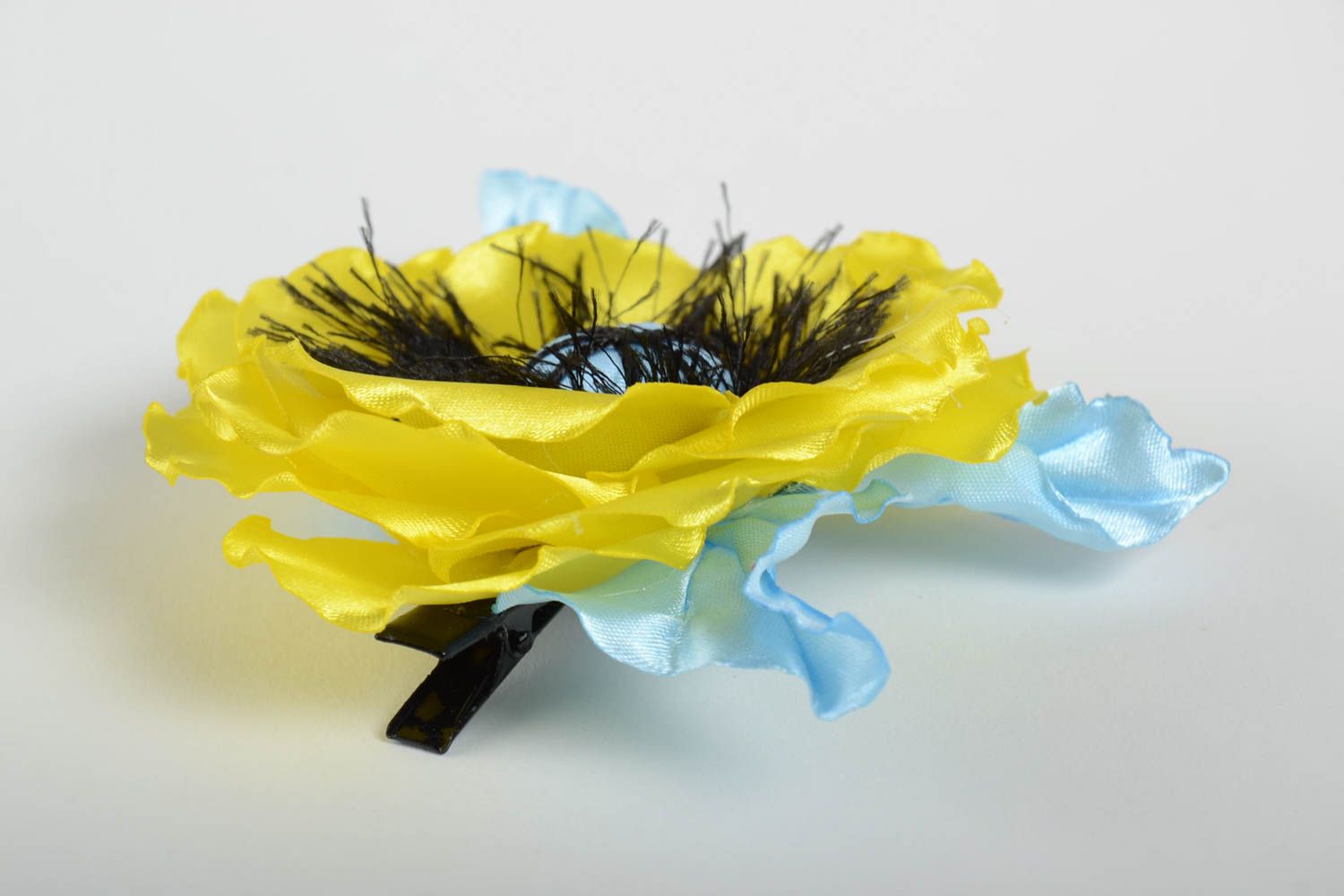 Pince à cheveux fleur faite main Accessoire cheveux en satin Pavot jaune photo 2