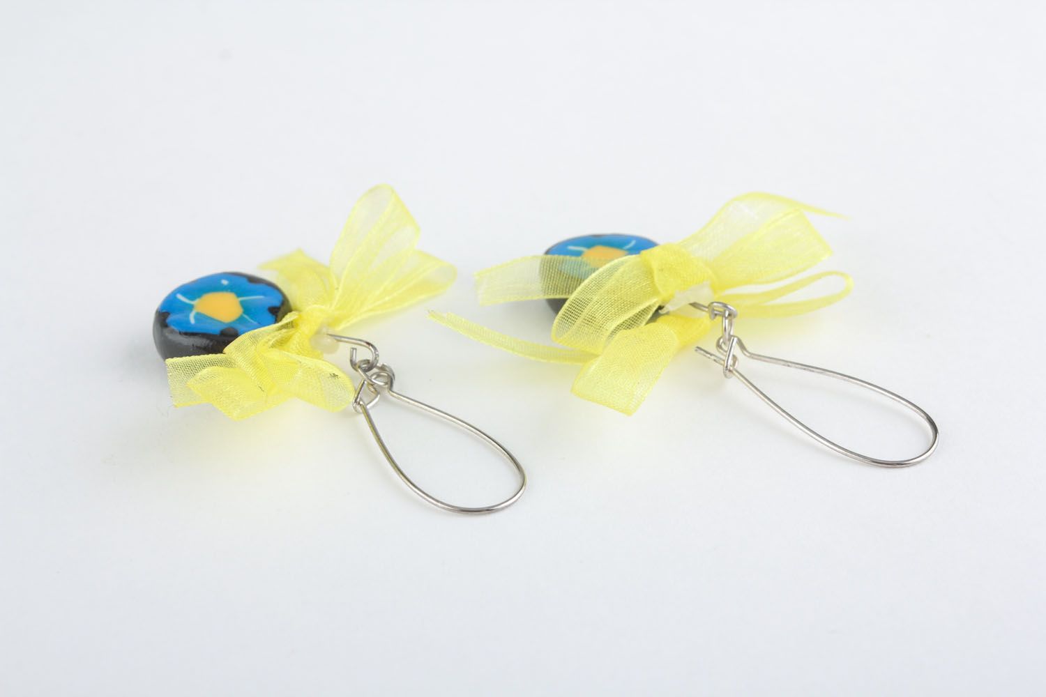 Polymer clay earrings with bows photo 1