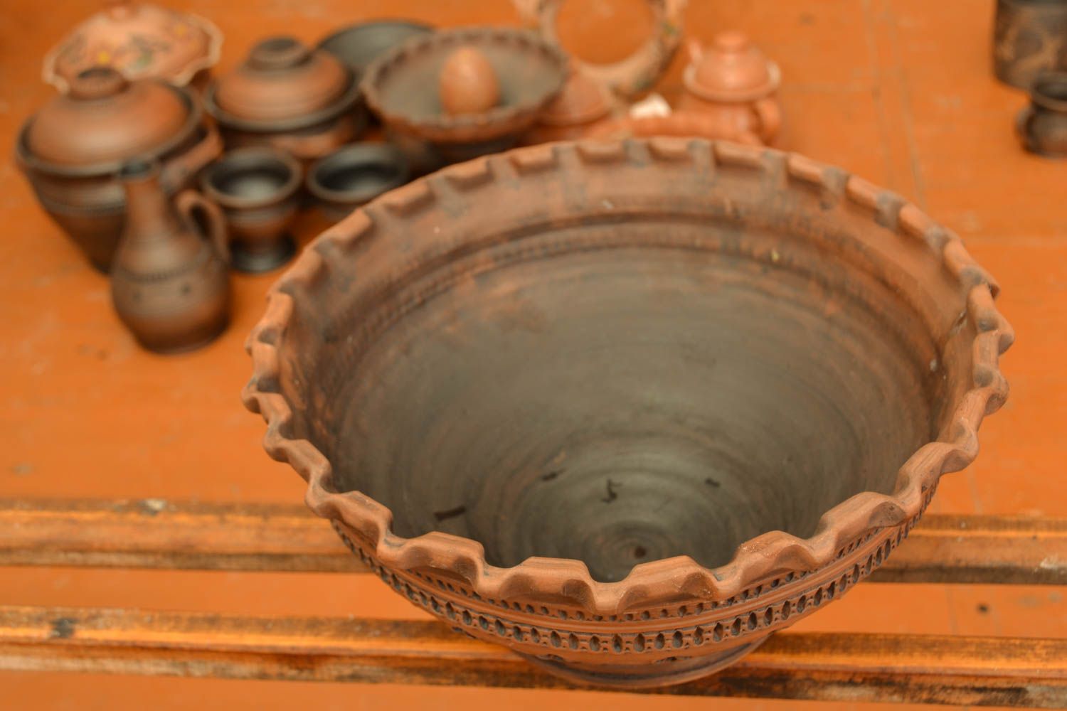 Deep ceramic bowl photo 1