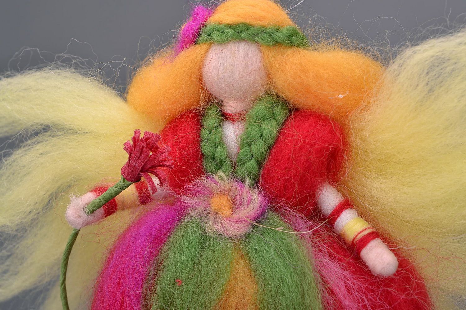 Bambola fata in lana fatta a mano pupazzo tessile originale bellissimo
 foto 2