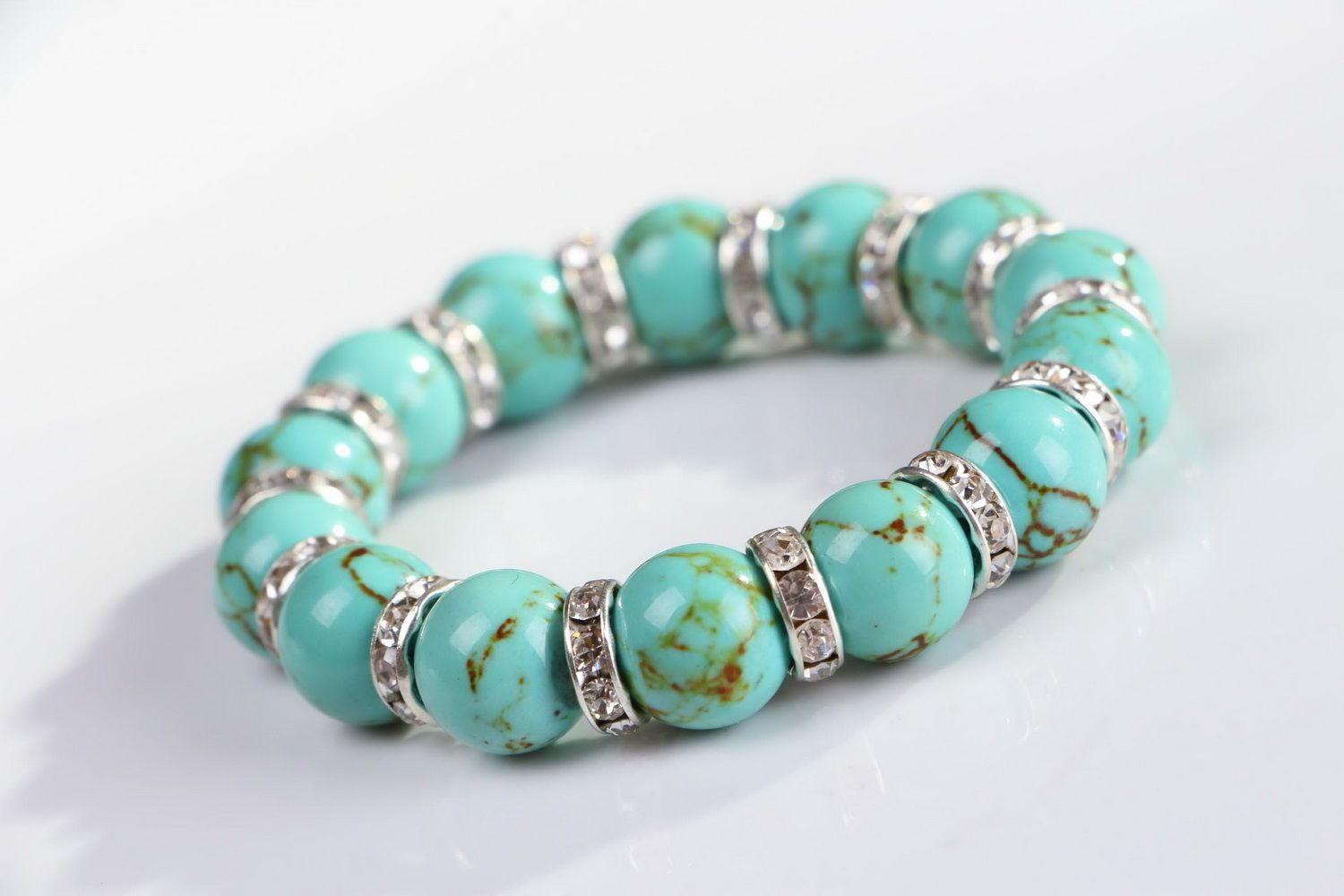 Bracelet made from turquoise with elastic band photo 4