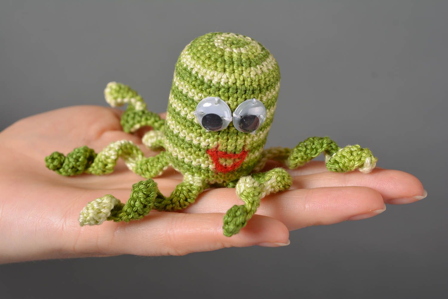 Jouet pieuvre Peluche faite main Cadeau enfant tricoté au crochet coton hochet photo 3
