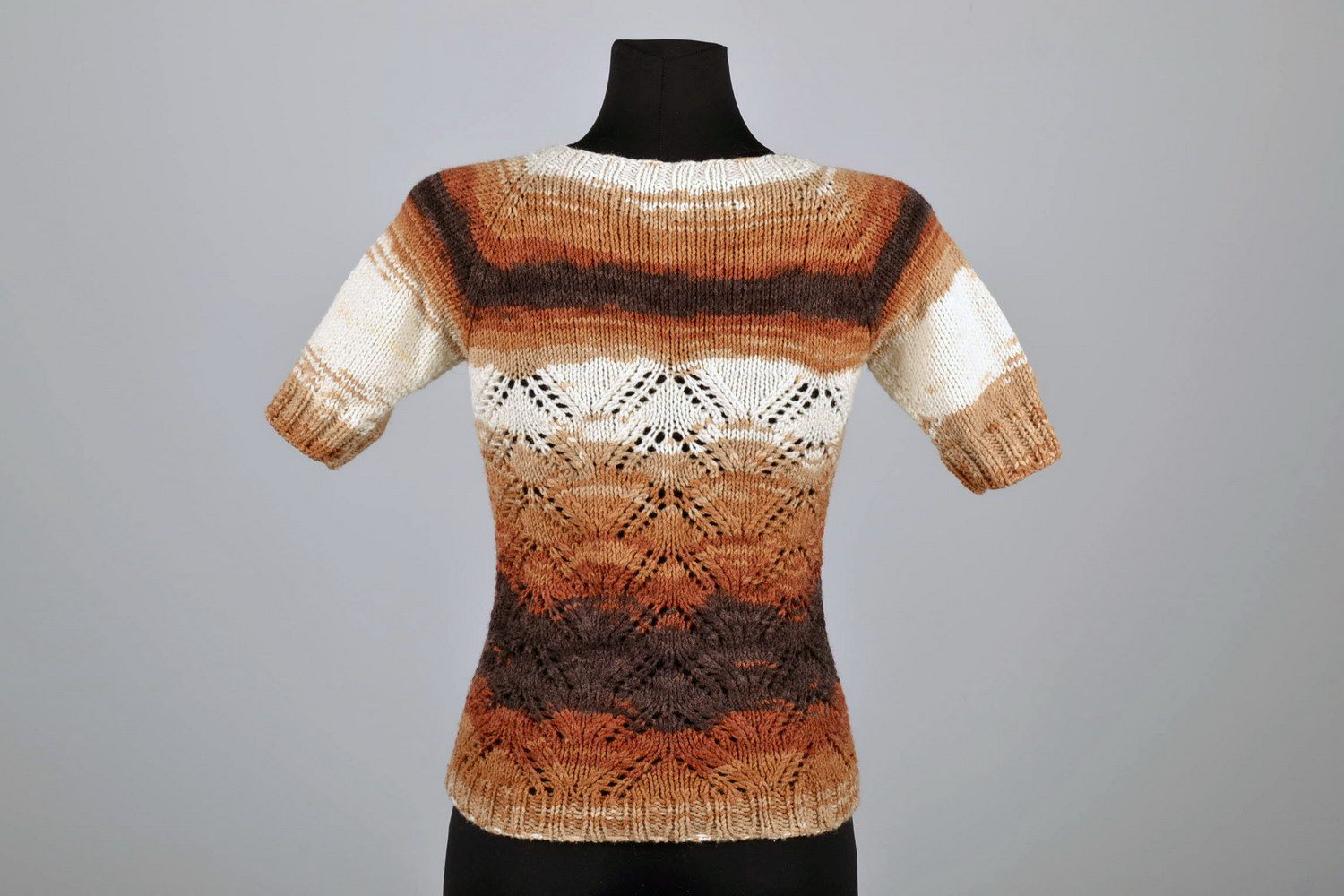 Легкий вязаный свитер с укороченным рукавом  фото 3