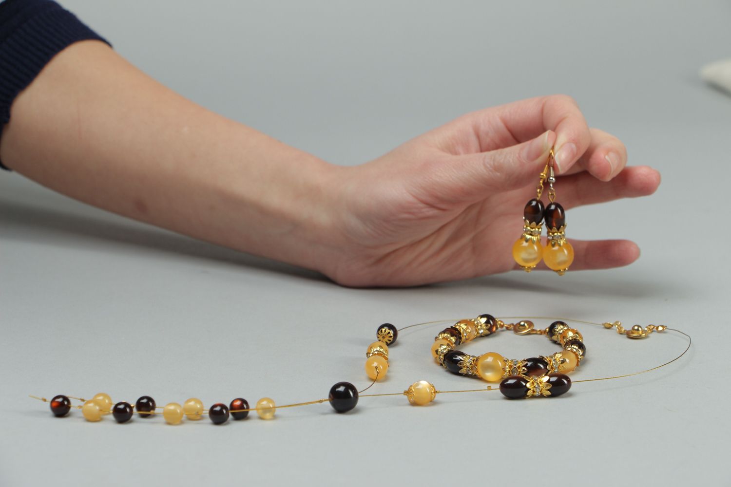 Unusual designer beaded jewelry set photo 4