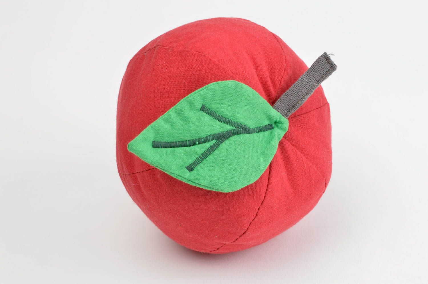 Игрушка яблоко ручной работы детская игрушка из ткани мягкая игрушка красная фото 4