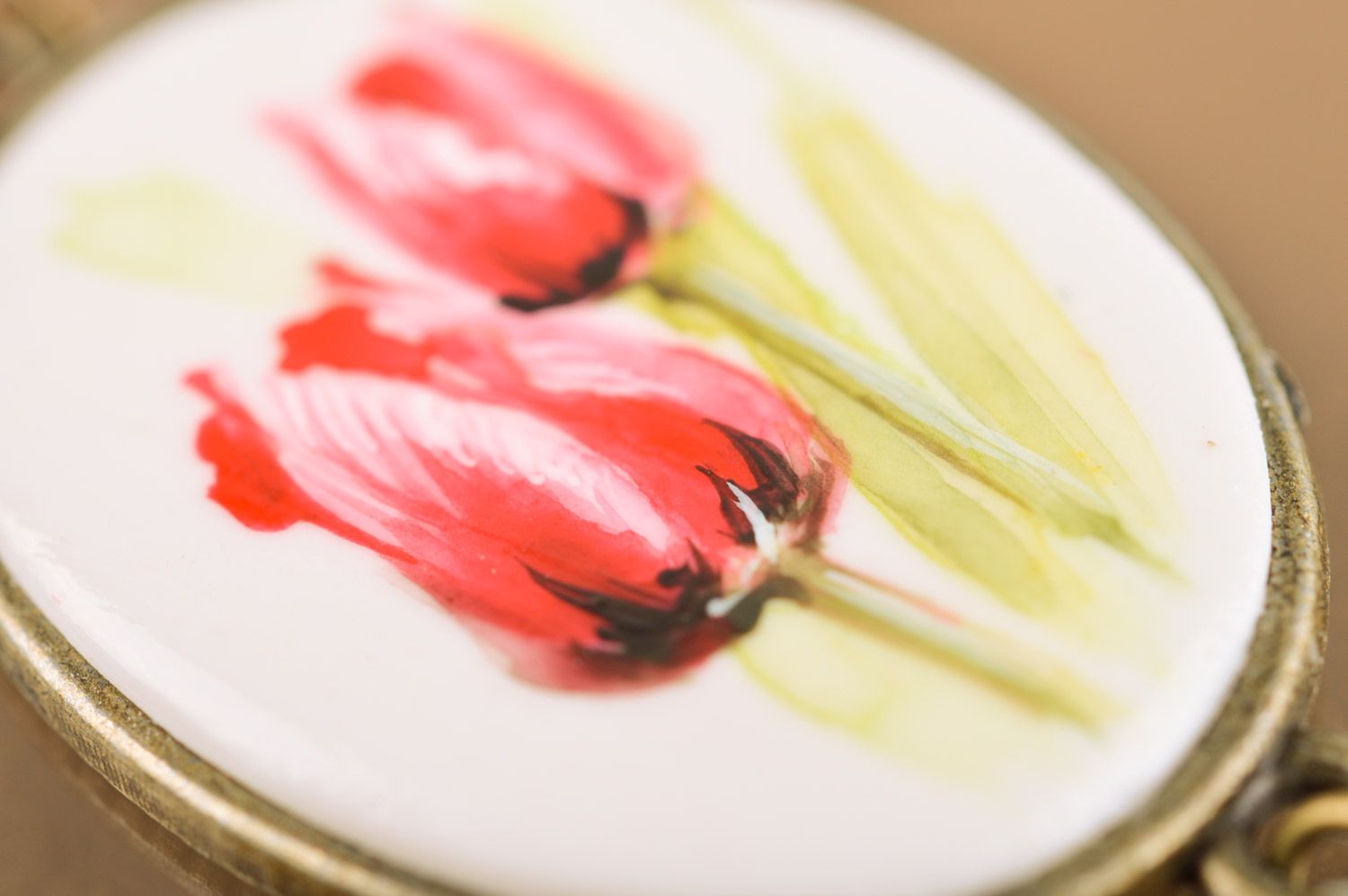 Boucles d'oreilles pendantes faites main avec peinture miniature Tulipes  photo 4