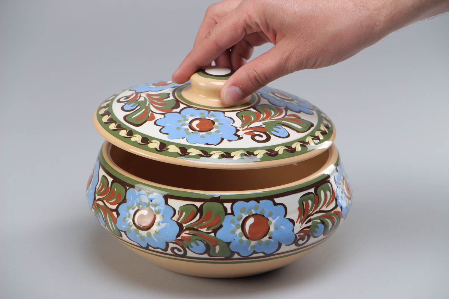 Handmade painted clay pot with lid for baking 1.5 l photo 5