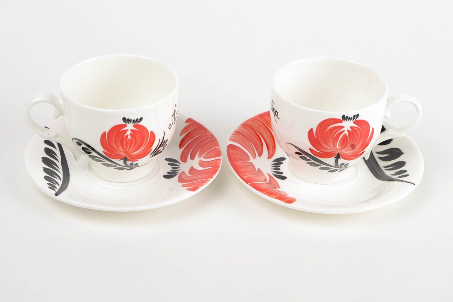 Set of 2 two porcelain coffee cups with floral pattern, handle, and saucer photo 5