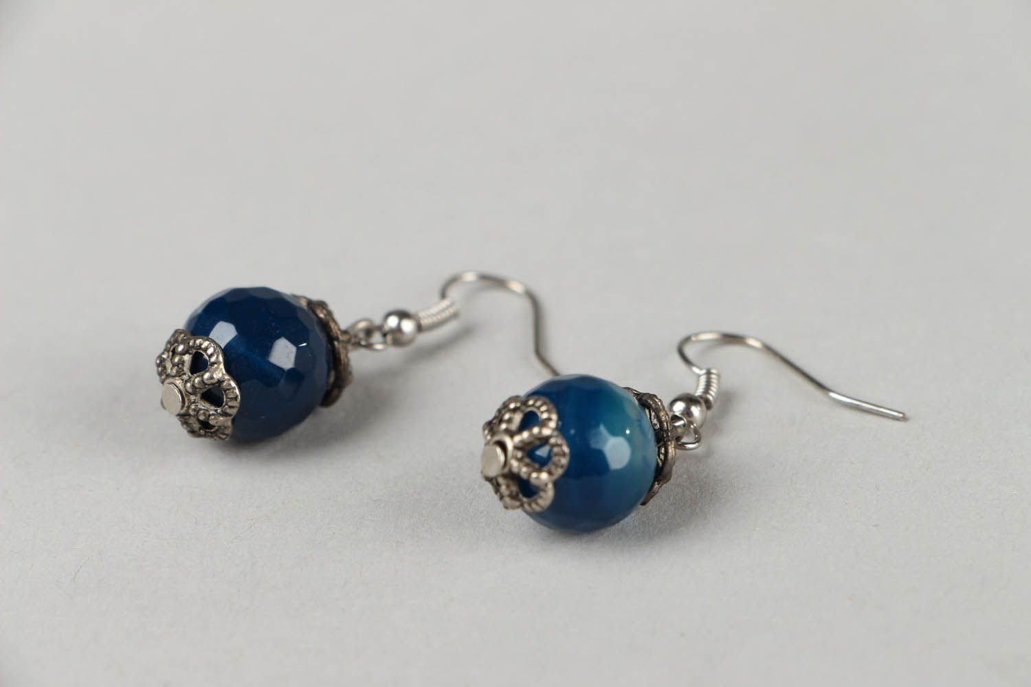 Earrings with agate photo 1