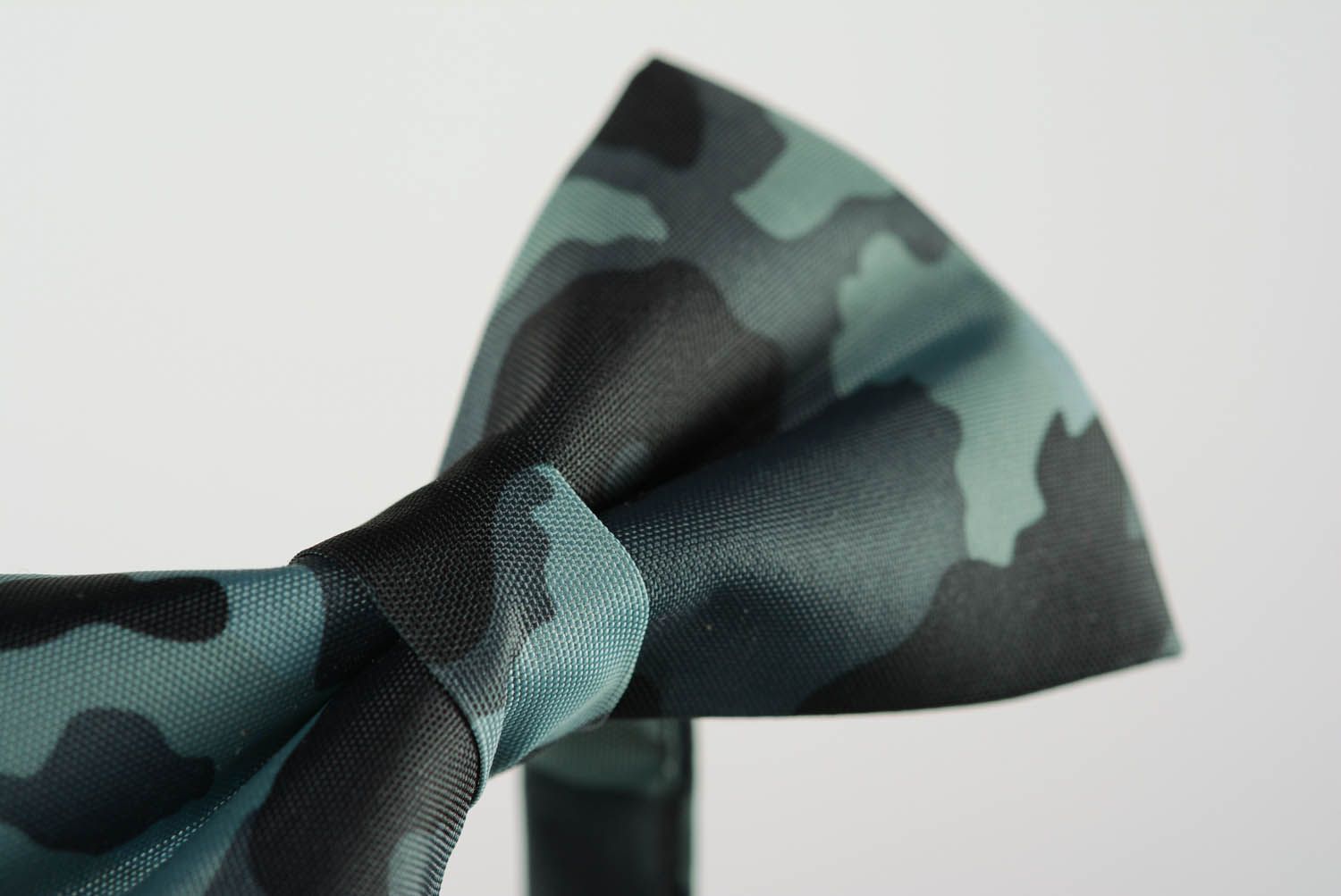 Graue Fliege Krawatte im Military-Stil  foto 4
