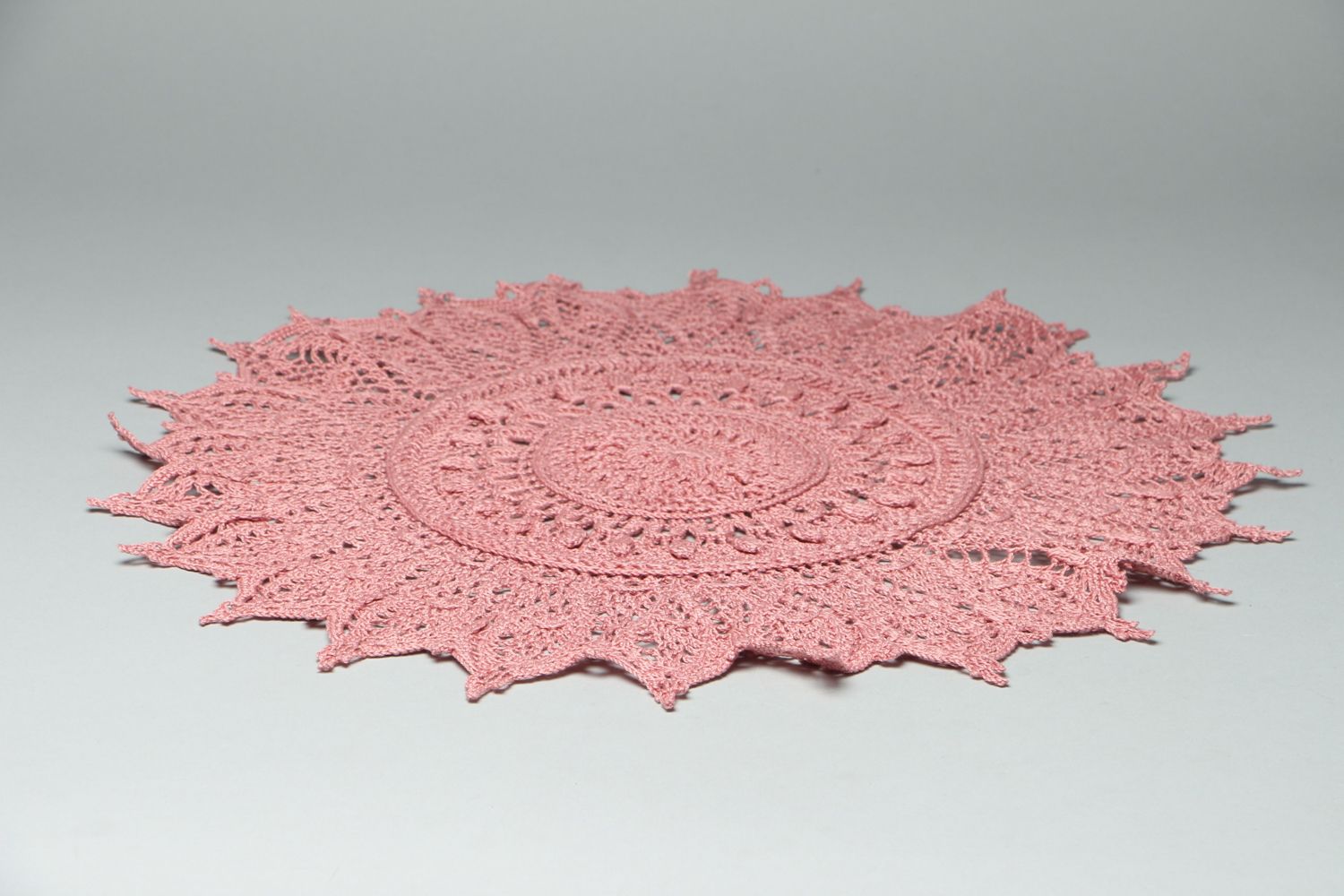 Lacy crochet table napkin photo 3