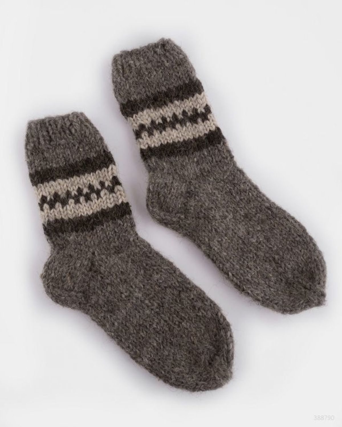 Grey woolen socks photo 2