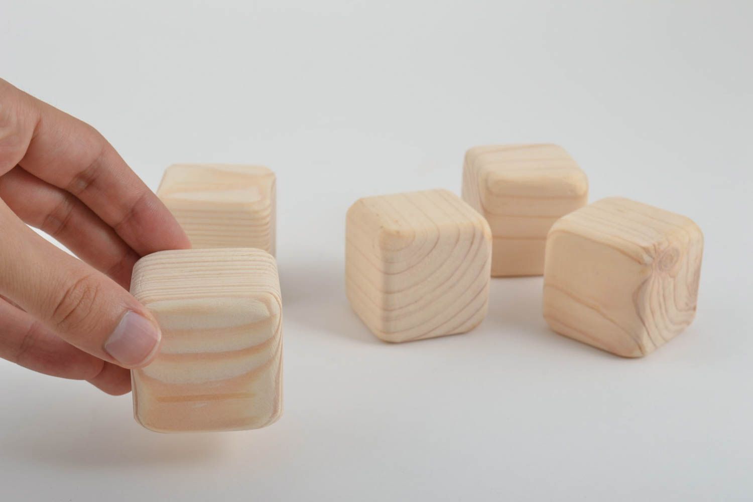 Jouets cubes pour bébé Jouet fait main en bois 5 pièces Cadeau pour bébé photo 5