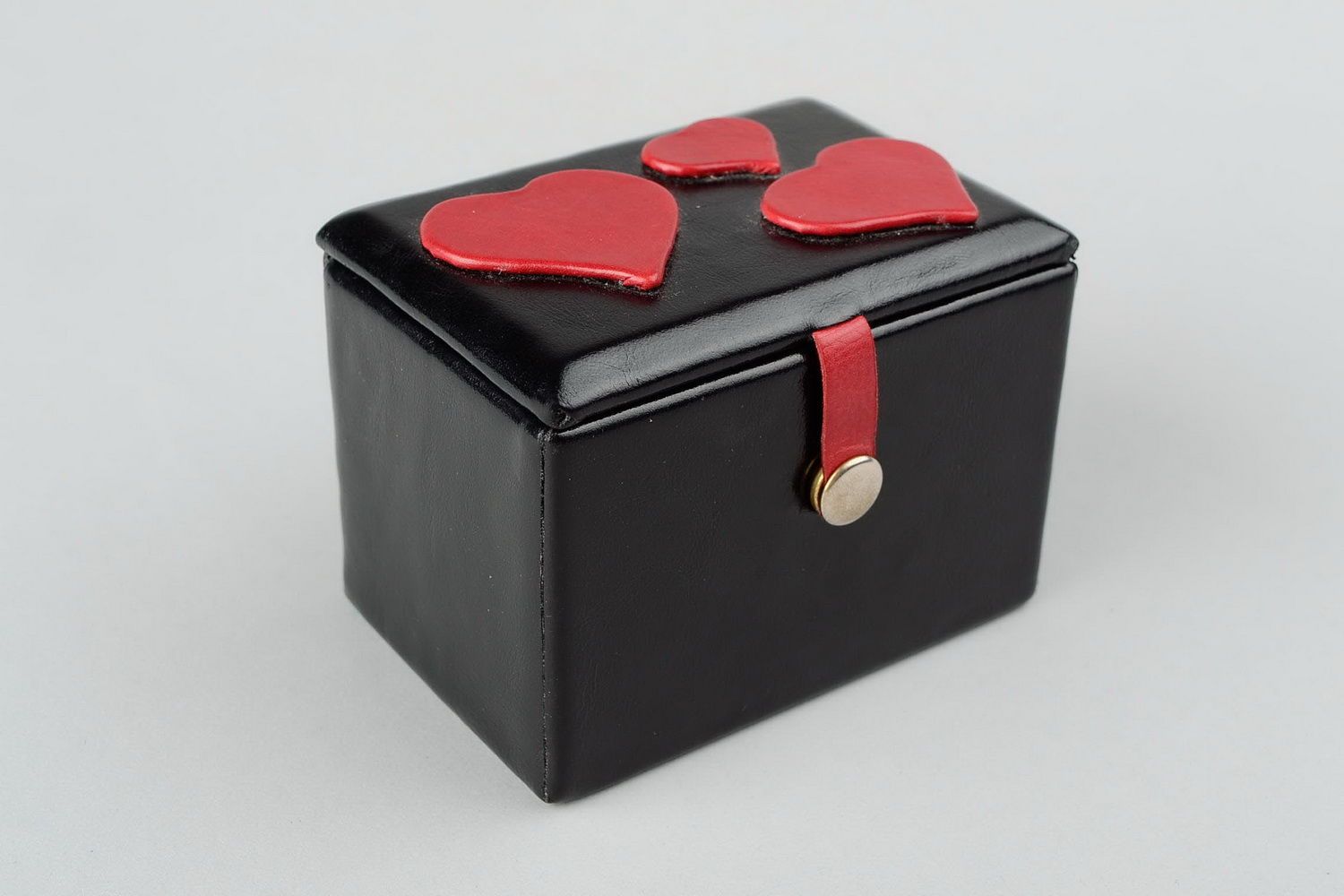Box made of leather and cotton with heart photo 3