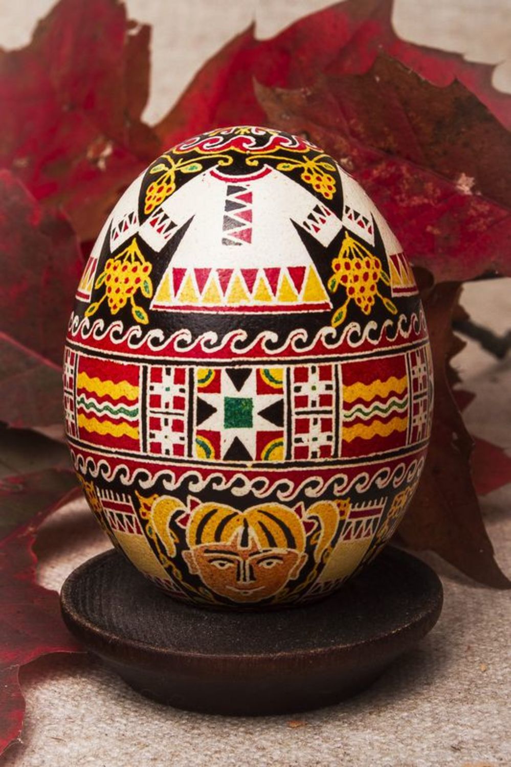 Huevo de Pascua pintado ucraniano foto 1