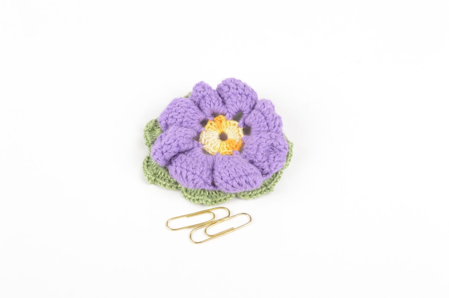Accesorio para crear bisutería artesanal flor tejida con gancho regalo original foto 5