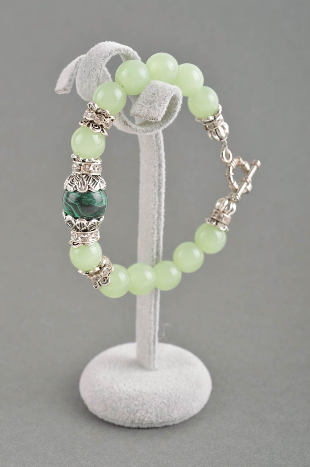 Bracelet en pierres Bijou fait main vert malachite cristaux Accessoire femme photo 1