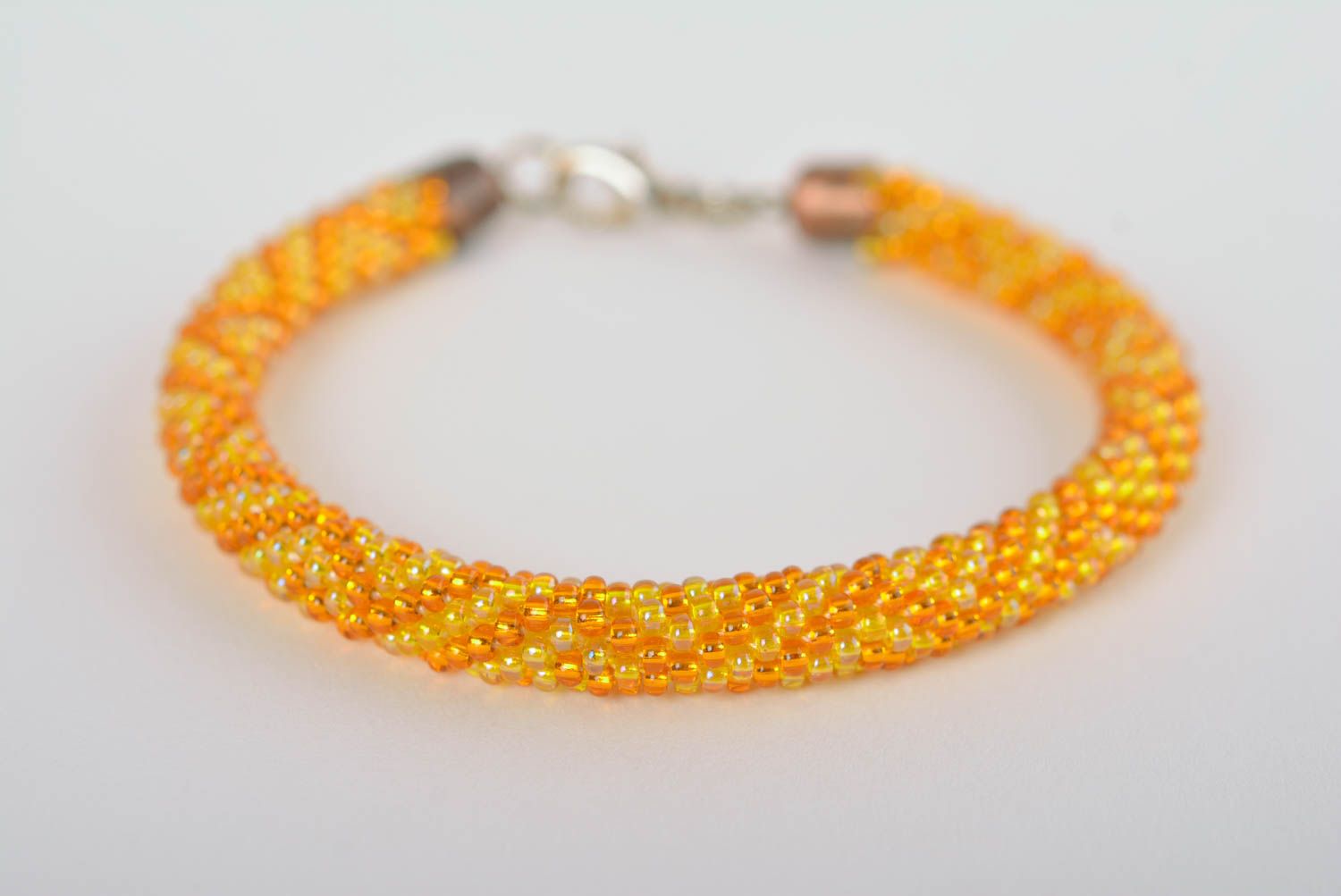 Bracelet jaune Bijou fait main perles de rocaille Accessoire femme mode stylé photo 1