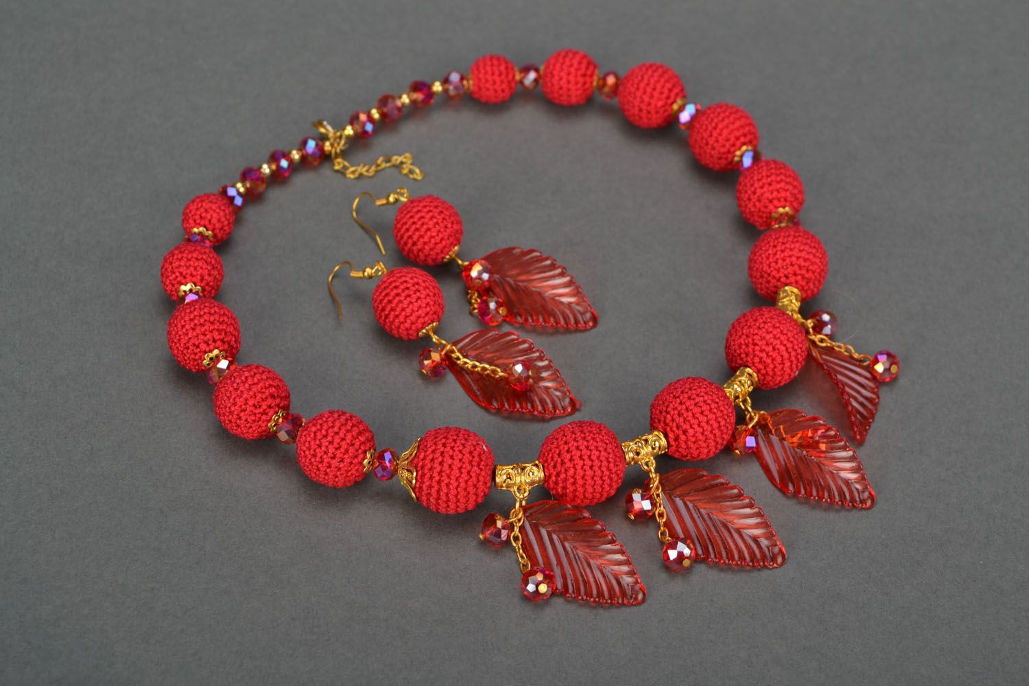 Conjunto de jóias feito à mão colar e brincos de malha Vermelho foto 1