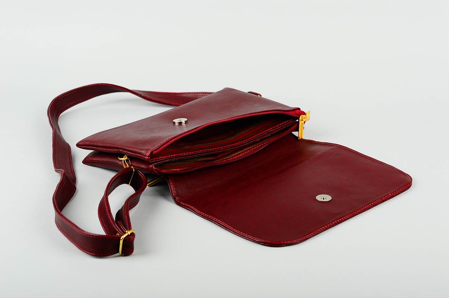 Сумка ручной работы сумка через плечо из кожзама женская сумка бордовая фото 3