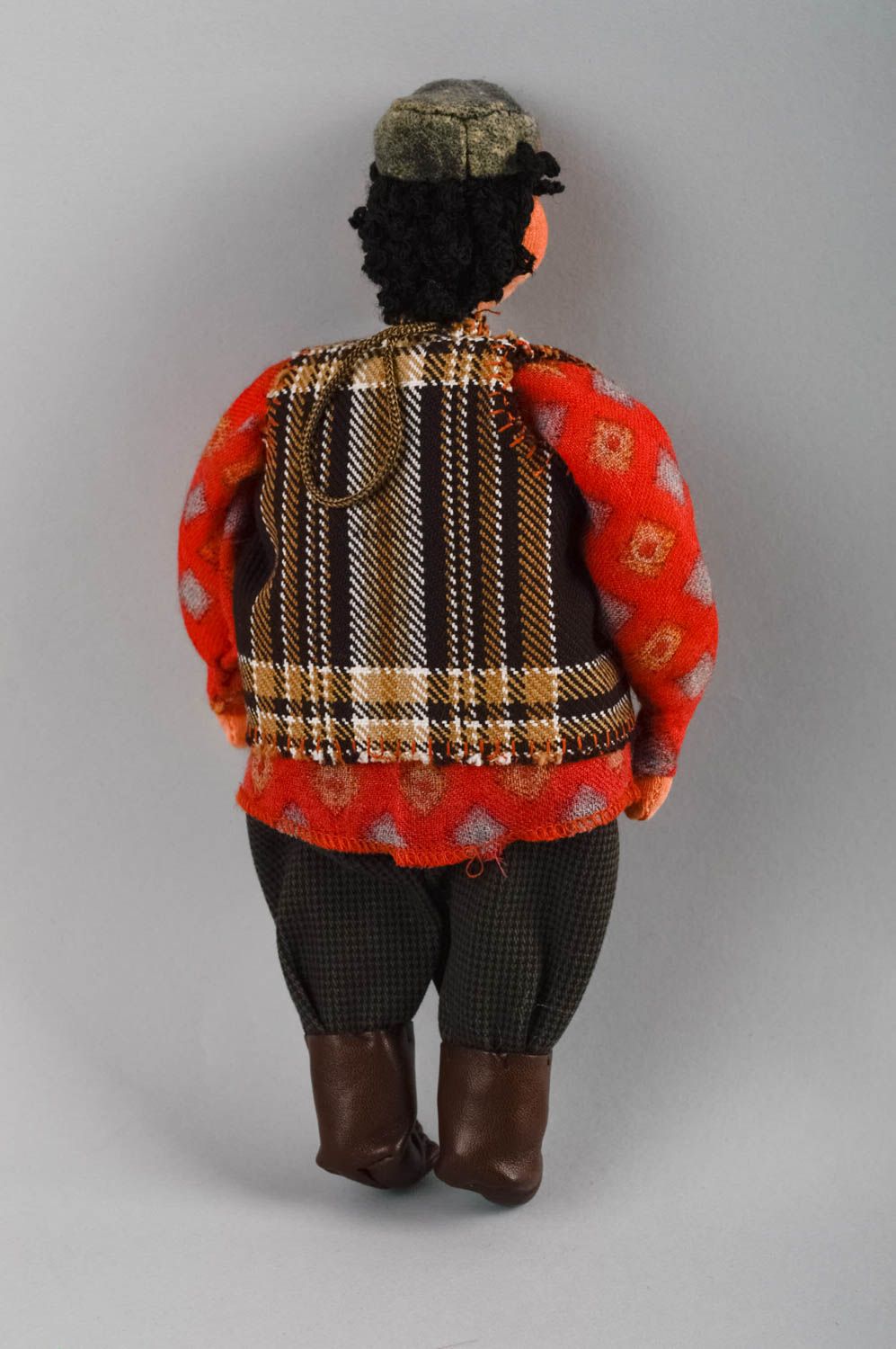 Коллекционная кукла мужчина в красном забавный небольшой для декора хэнд мейд фото 2