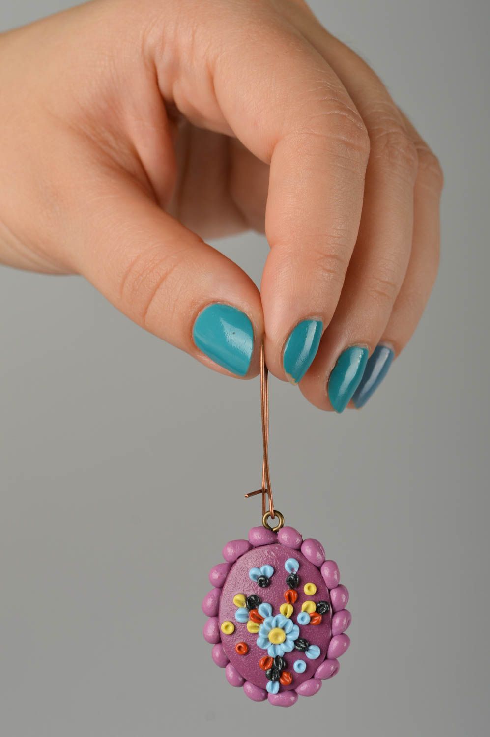Украшение ручной работы серьги из полимерной глины фиолетовые модные серьги фото 3