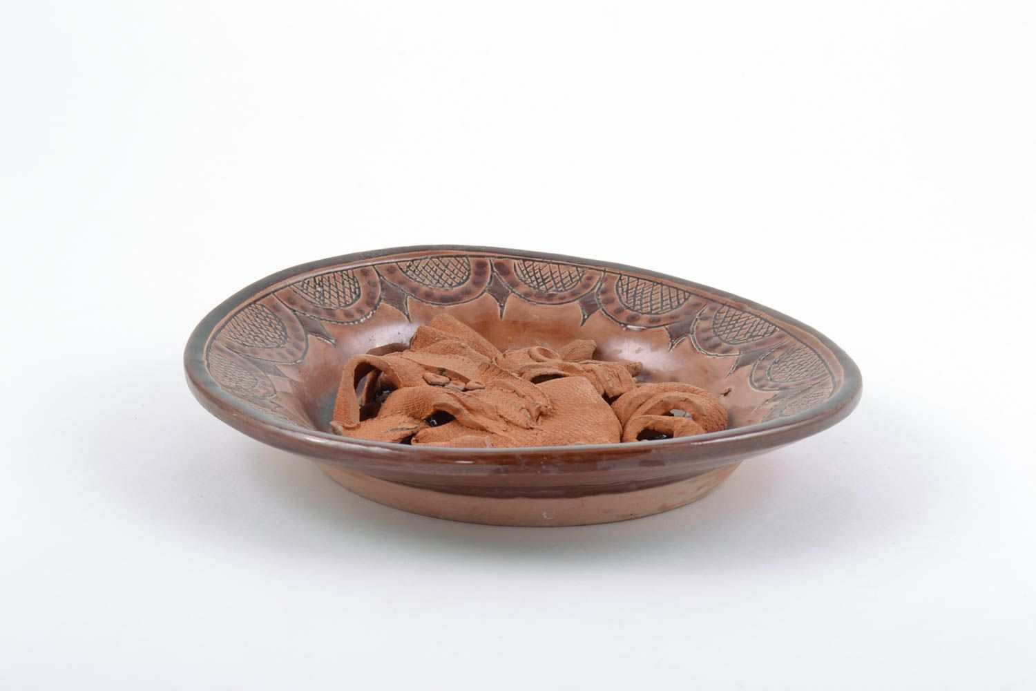Керамическая тарелка покрытая глазурью с объемным декором на стену хэнд мэйд фото 3
